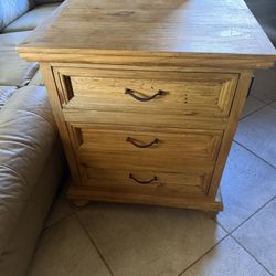 Bedroom Set Real Wood With Mirror 