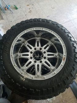35X12.5R20