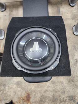 JL Audio TW3-D4 12" Sub 2016 - 2023 Tayota Tacoma Custom Sub Box