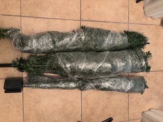 Christmas tree and decorations for it