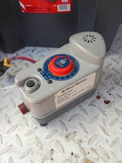 WEST MARINE 12V INFLATOR PUMP