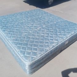 King Mattress And Box Spring 