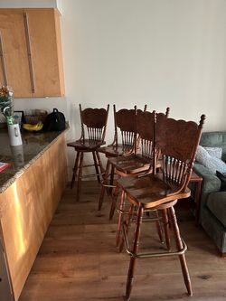 Bar stool chairs