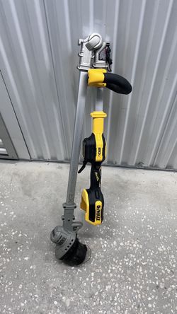 DeWalt 20V XR Brushless Trimmer (Tool Only)