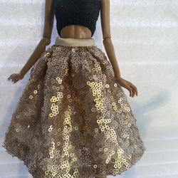 top, skirt,one size fit all size doll