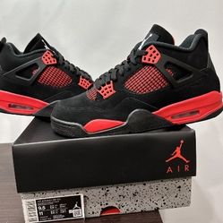 Jordan 4 Retro Red  Bred thunder 