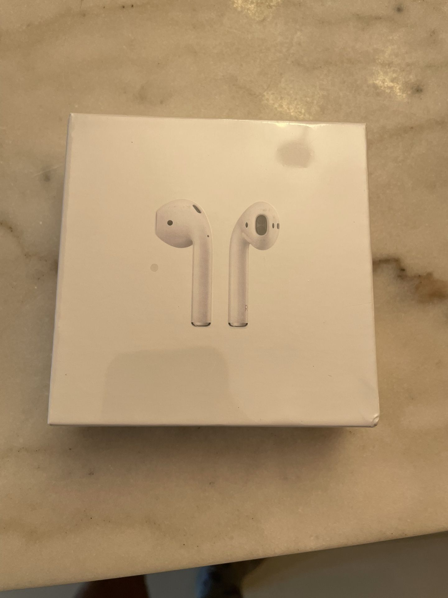 Apple AirPods 2nd Gen