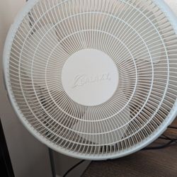 Lasko Galaxy  Pedestal Fan