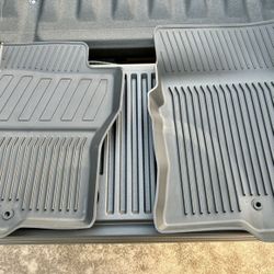 Nissan Frontier 2024 All Weather Mat Set