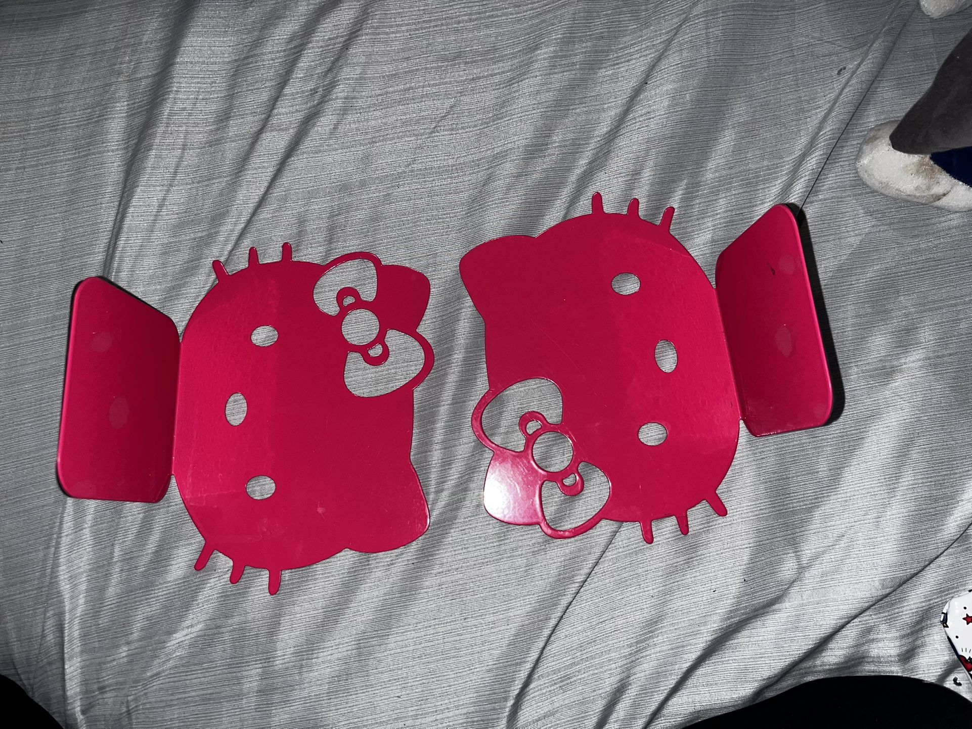 Hello Kitty Book Ends