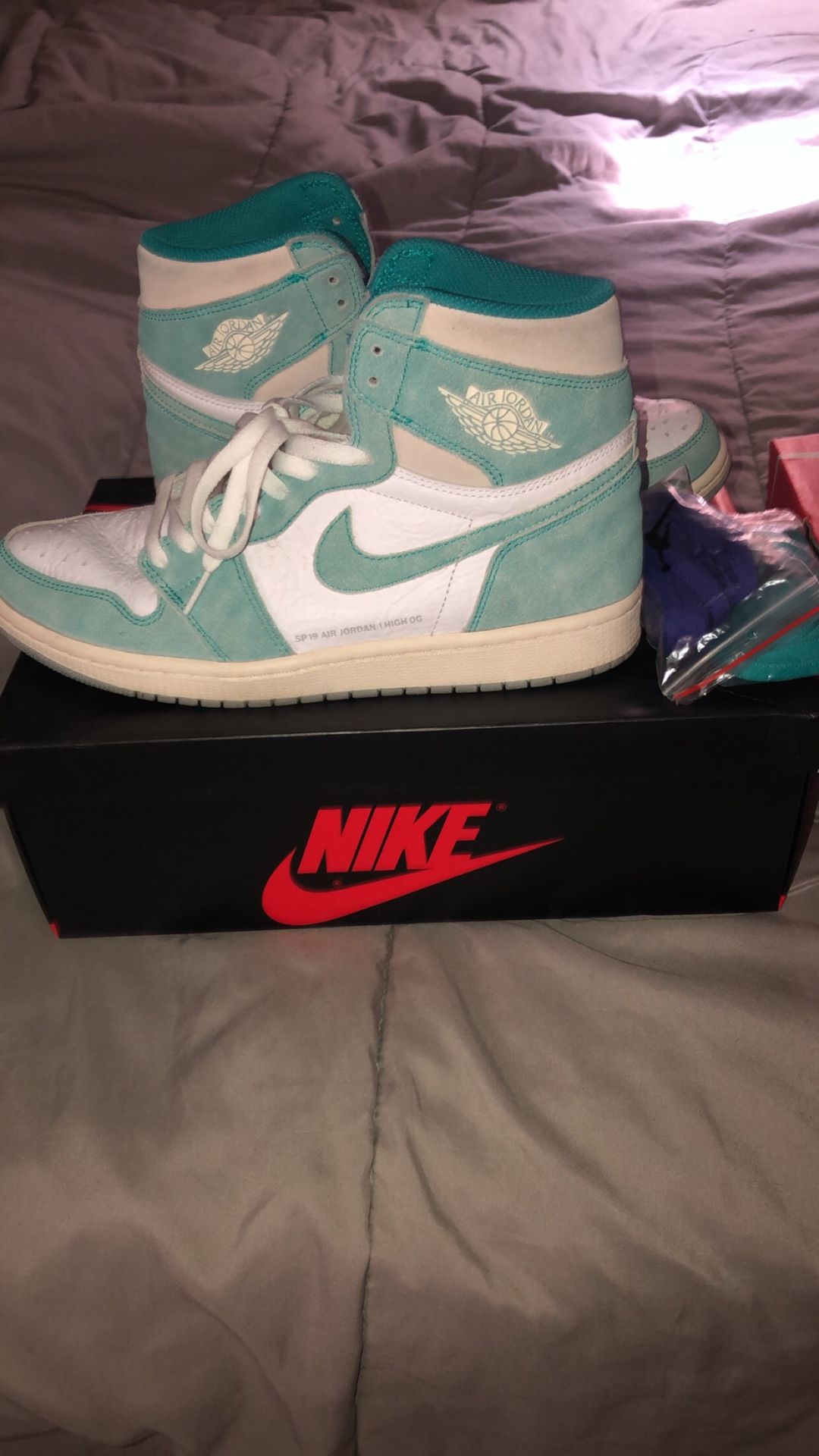 Air Jordan 1 Retro High OG “Turbo Green”