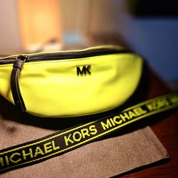 Michael Kors Fanny Pack 
