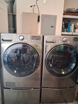 LG WASHER AND GAS DRYER !!!