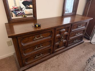 King size bedroom suite
