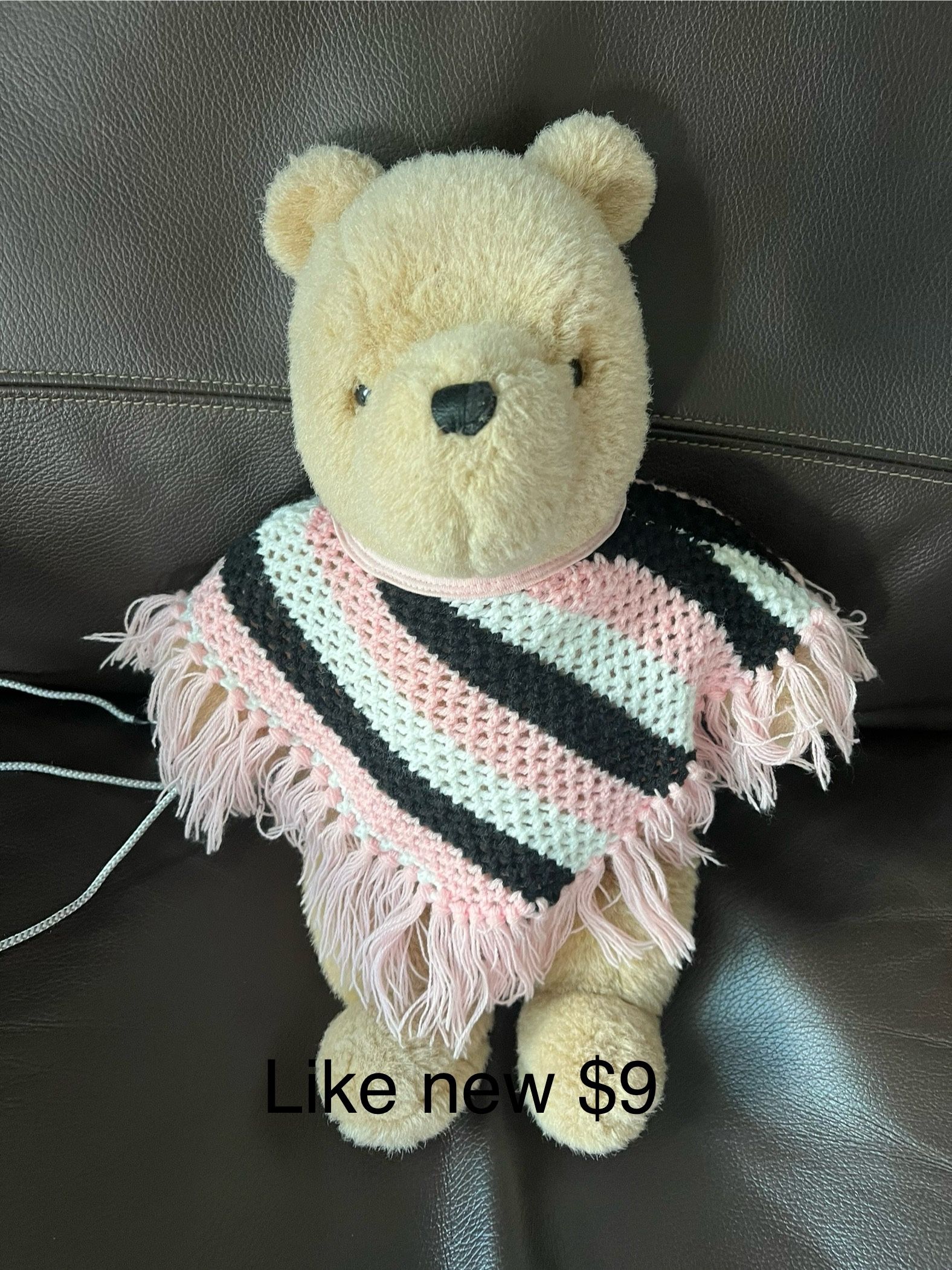 Cute Bear Very Clean CLASSIC POOH BEAR Plush Toy by GUND 16” W/built A Bear Poncho Very Clean