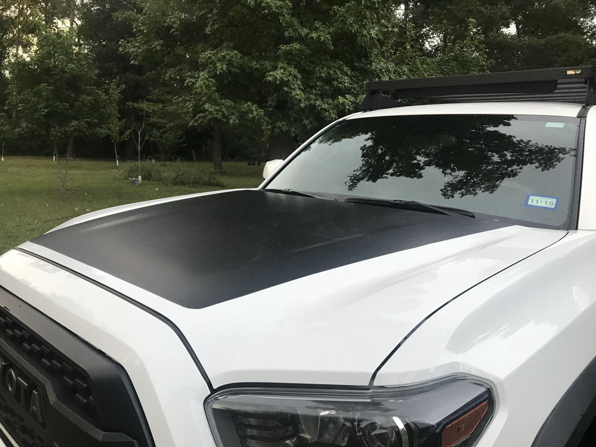 Toyota Tacoma TRD-OFFROAD hood 2017