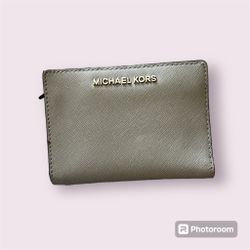 gray colorblock michael kors wallet