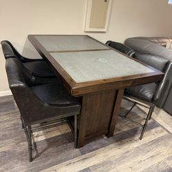 5 piece wood table and chairs set
