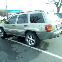 2000 Jeep Cherokee