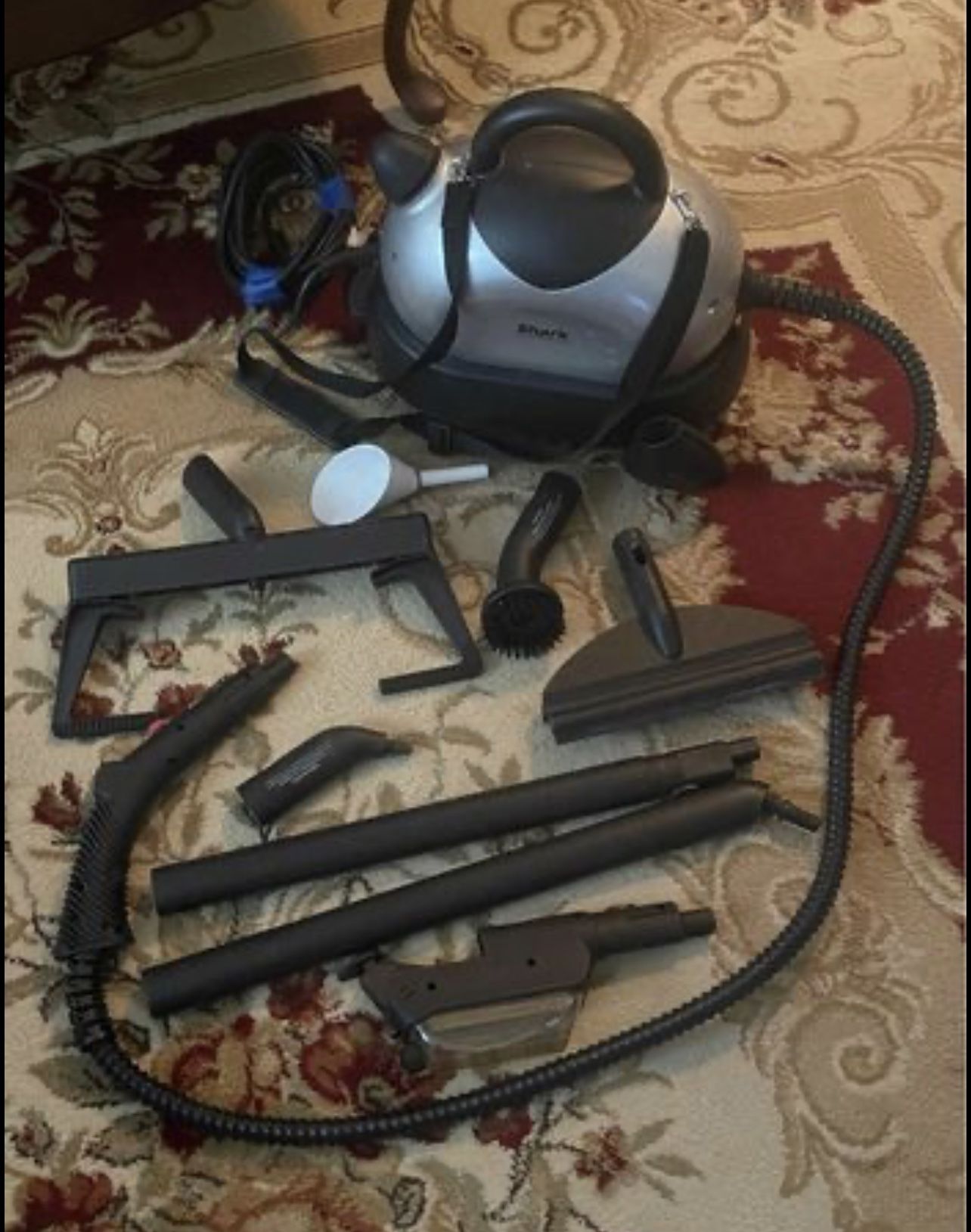 Shark Euro Pro ep 923 Steamer w/attachmants Indoor/Outdoor works great