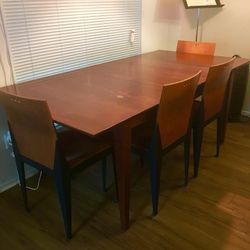 Beautiful Modern Dining Table