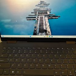 For Sale: Lenovo Yoga 7 14IRL8 – Excellent 2-in-1 Laptop