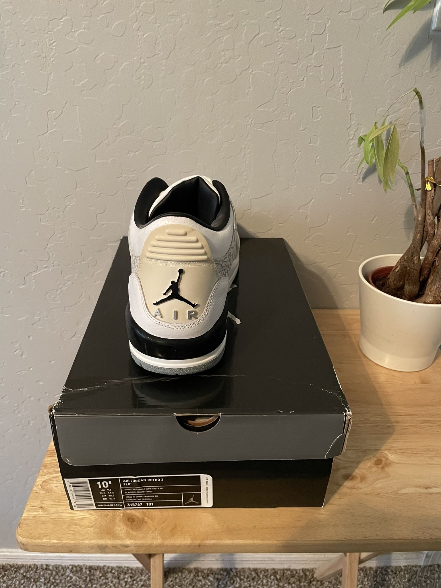 Size 10.5 - Air Jordan 3 Retro Flip NEW DS!!!