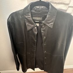 Like New Banana Republic Women’s Leather Jacket 