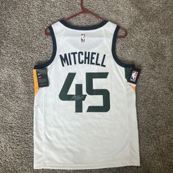 Donovan mitchell cheap signed jersey