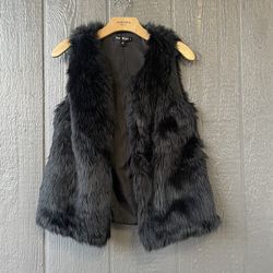 Y2K Black faux fur vest Size Small 
