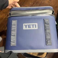 Yeti hopper 18 soft cooler