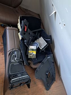 Mercedes parts (seats and console)
