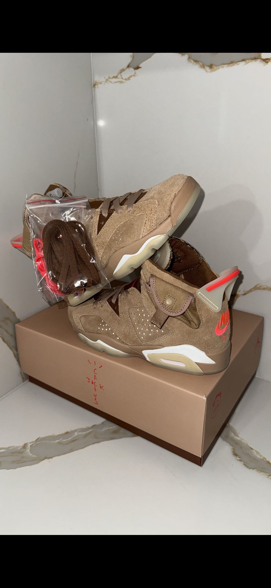 Air Jordan 6 Travis Scott British Khaki Size 6Y / 7.5W
