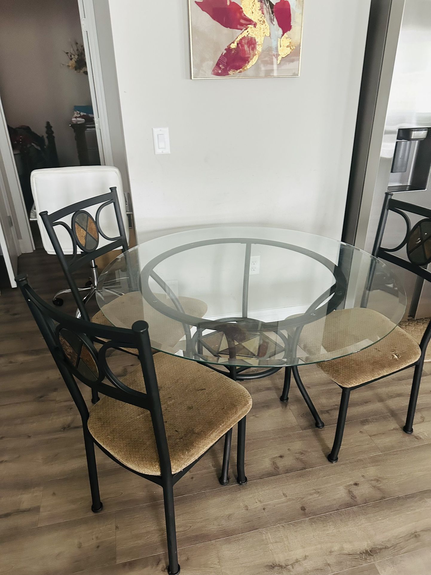 Breakfast Table