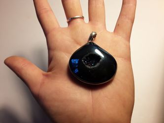 Dark blue pendant