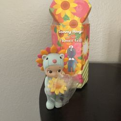 Sonny Angel Flower Gift