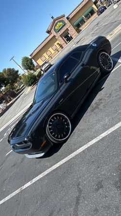 2013 dodge Challenger rt