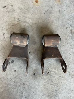 Shackles GMC/Chevy 99 And UP20