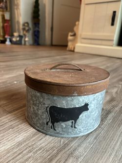 Farmhouse Can With Lid And Cow On Front