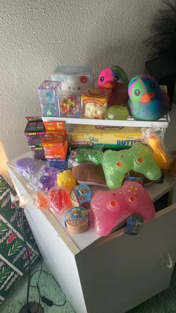 Squeeze squishy toys