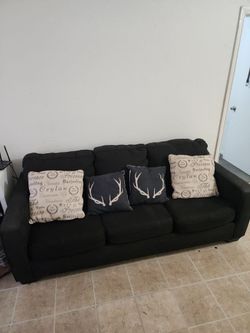 Sleeper couch (READ DESCRIPTION)
