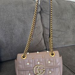 Authentic Gucci
Beige Quilted Leather Marmont Mini Shoulder Bag