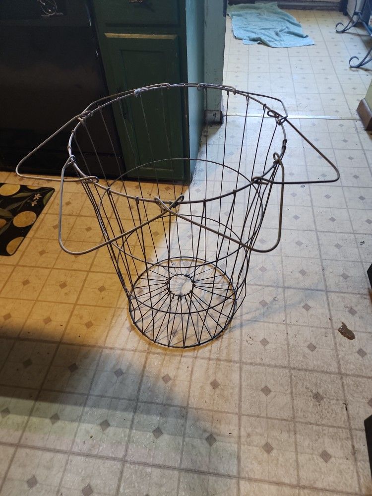 Antique Laundry Basket