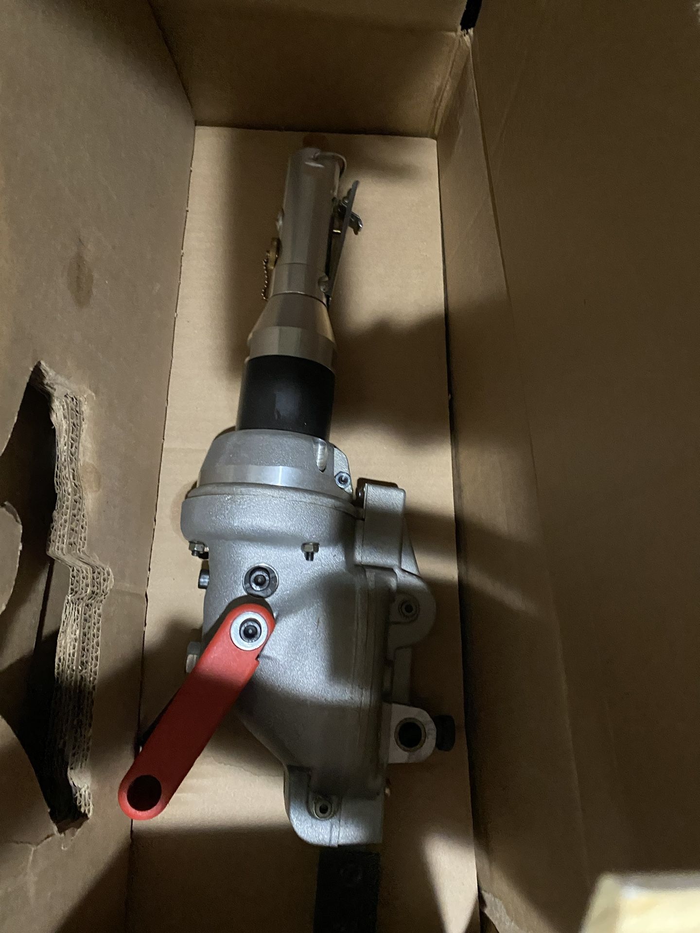 Germán Saw / Pneumatic Hacksaw