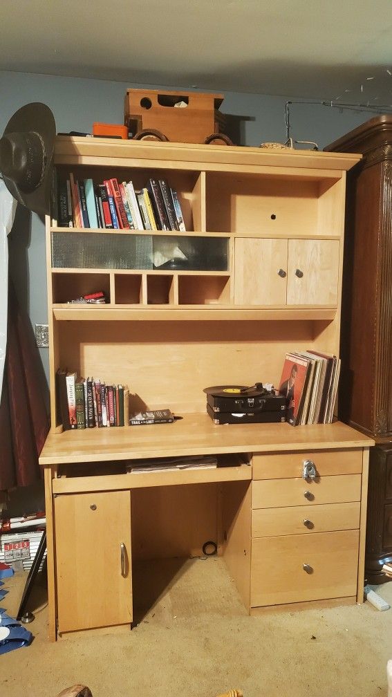Desk