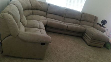 Four Peice Sectional Couch W/Pull Out Bed