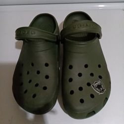 Men'sCrocs Size 11