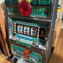 Small Slot Machine 