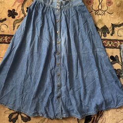 Women’s skirt