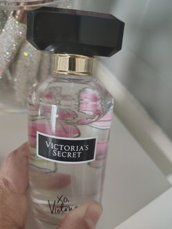 Victoria  secert 3.4 oz full size 20